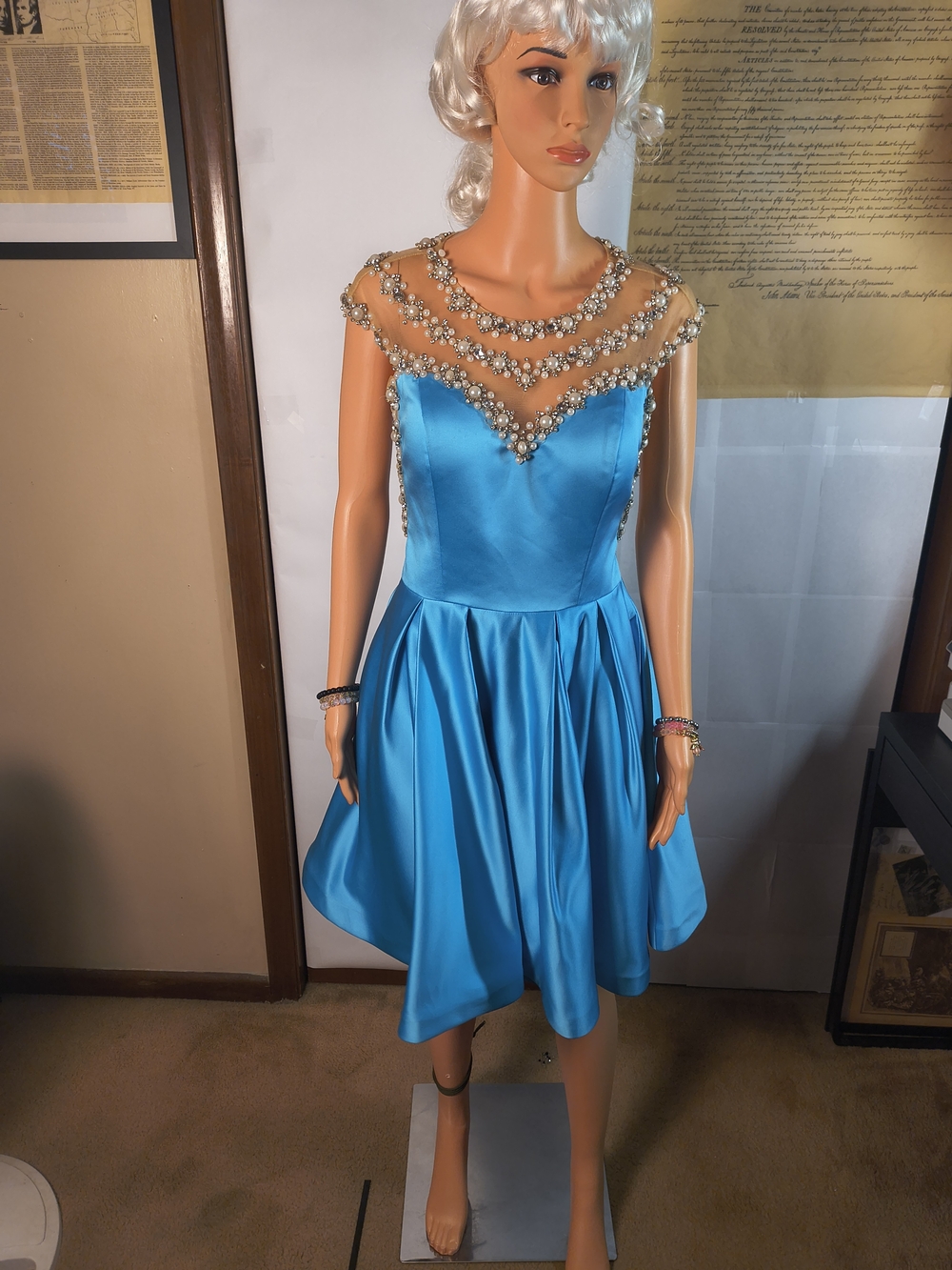 Ashley Lauren 4027 Turquoise Pearl Crystal Cocktail Dress Size 4 NWT